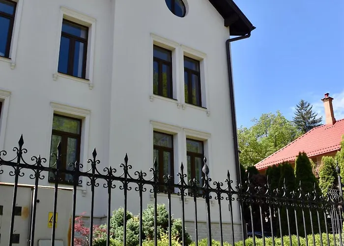 Enjoy - Skylight Apartment *